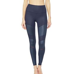 Alo Yoga Moto Legging